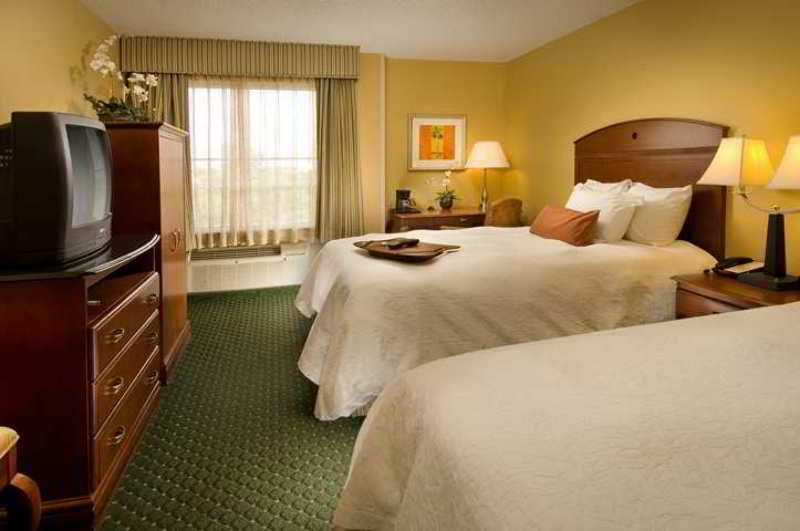Hampton Inn & Suites Fort Lauderdale Airport Χόλιγουντ Δωμάτιο φωτογραφία